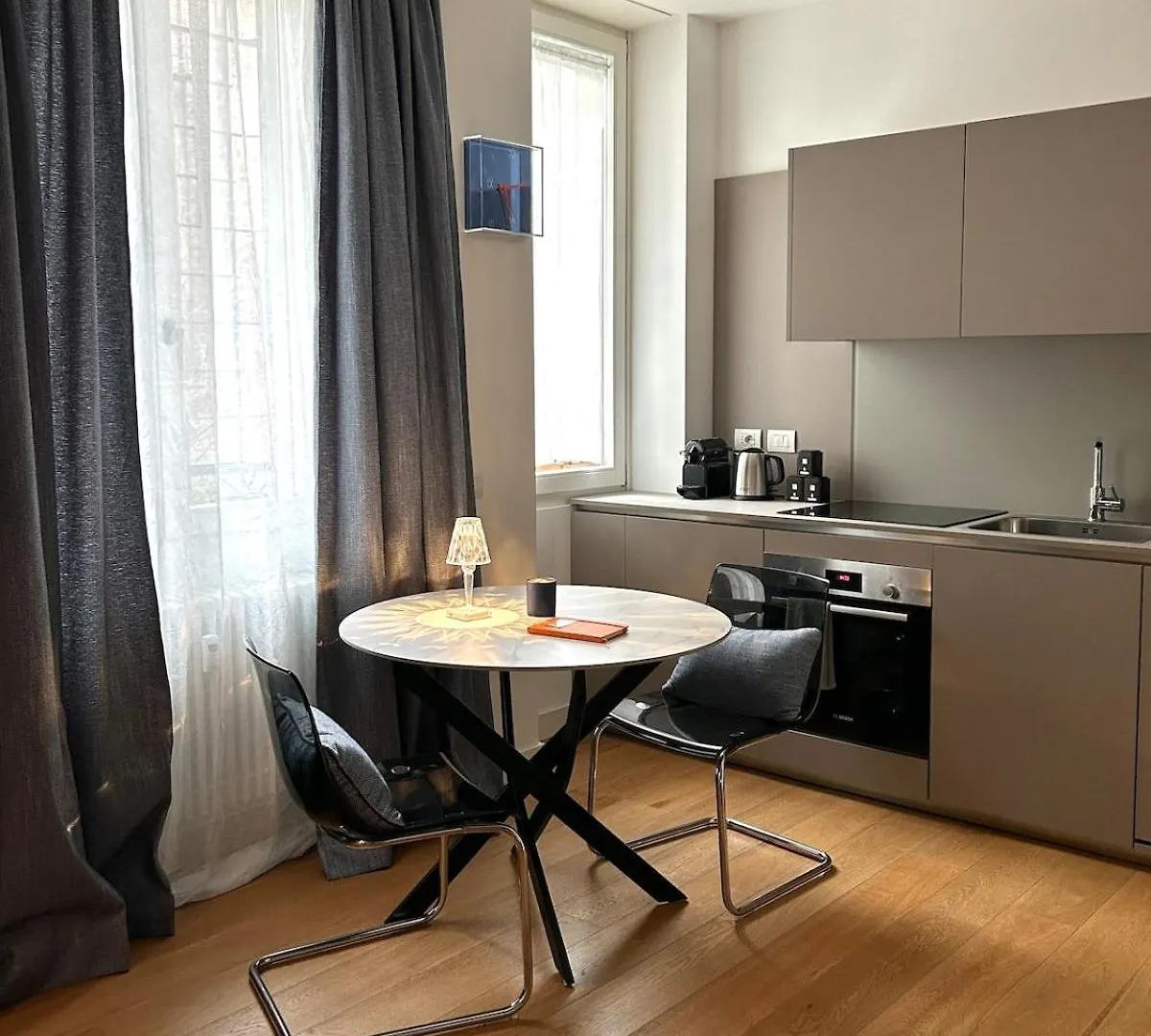 Voltaottosuite - Comfort And Elegance In Moscova Milan